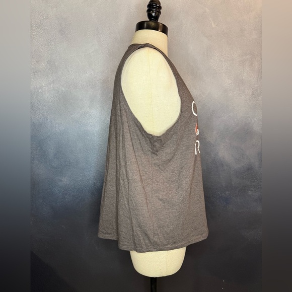 NFL Team Apparel Cleveland Browns T-Shirt - Picture 6 of 9